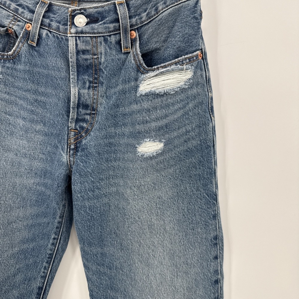 Levi's Premium Womens Distressed 90's 501 Blue Jeans Size 25x30 Button Fly - Picture 3 of 11